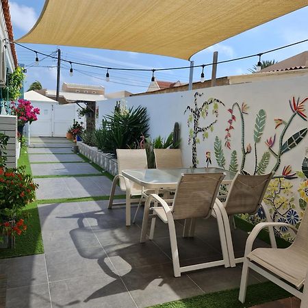 Sandcastle Beach Apartments Palm Beach Extérieur photo