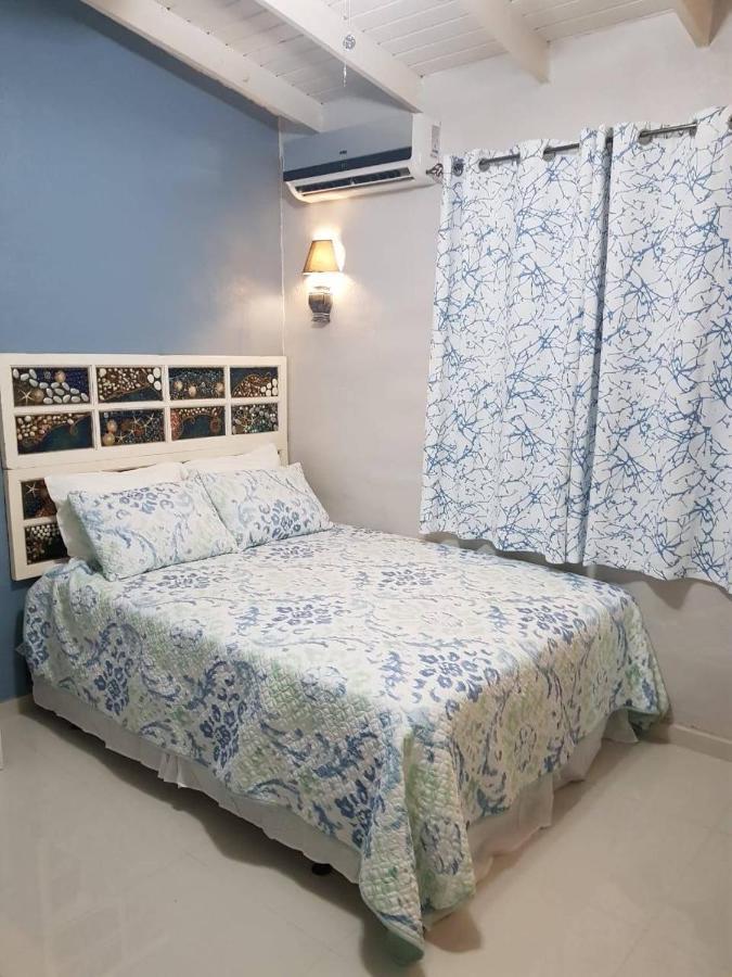 Sandcastle Beach Apartments Palm Beach Extérieur photo