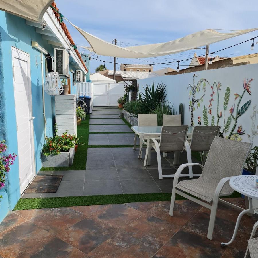 Sandcastle Beach Apartments Palm Beach Extérieur photo