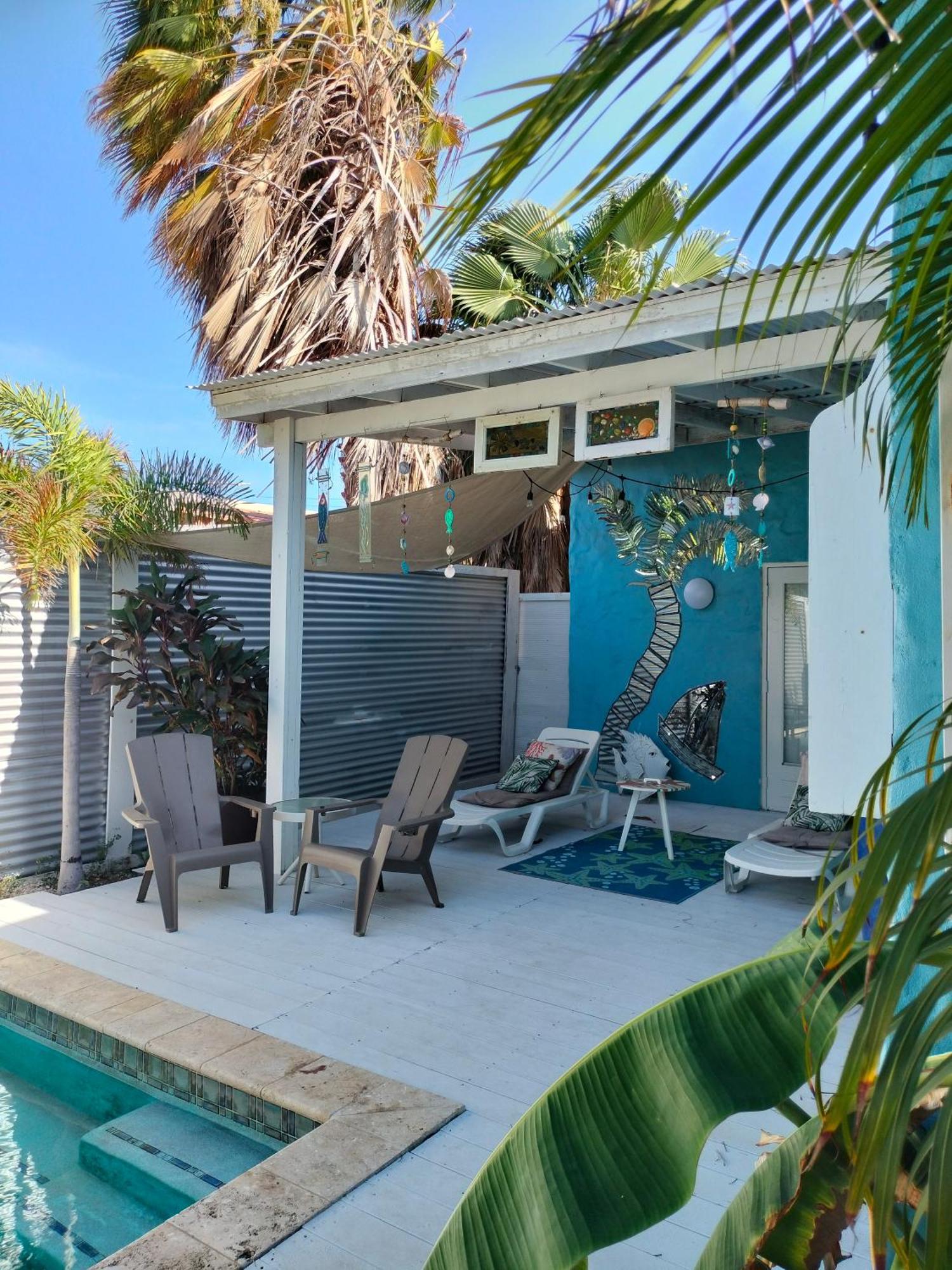 Sandcastle Beach Apartments Palm Beach Extérieur photo